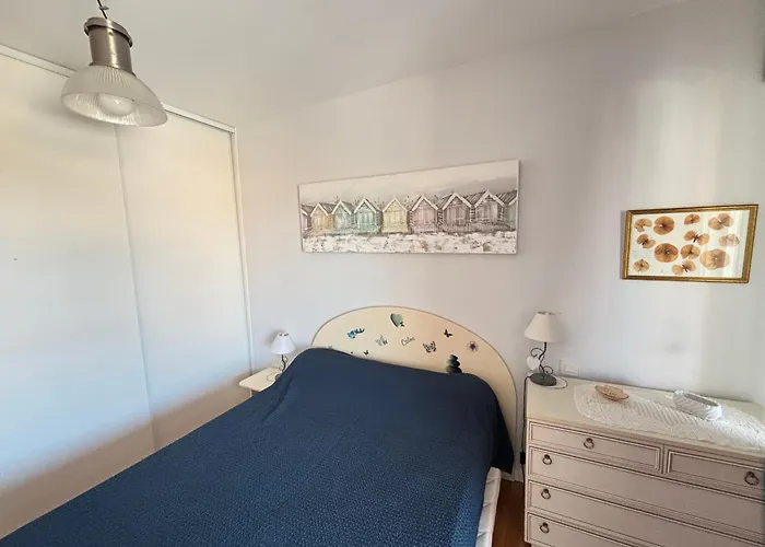 Calme Avec Piscine A La Chaume - Fr-1-197-154 Apartamento